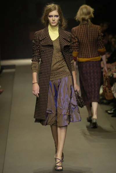Look 8